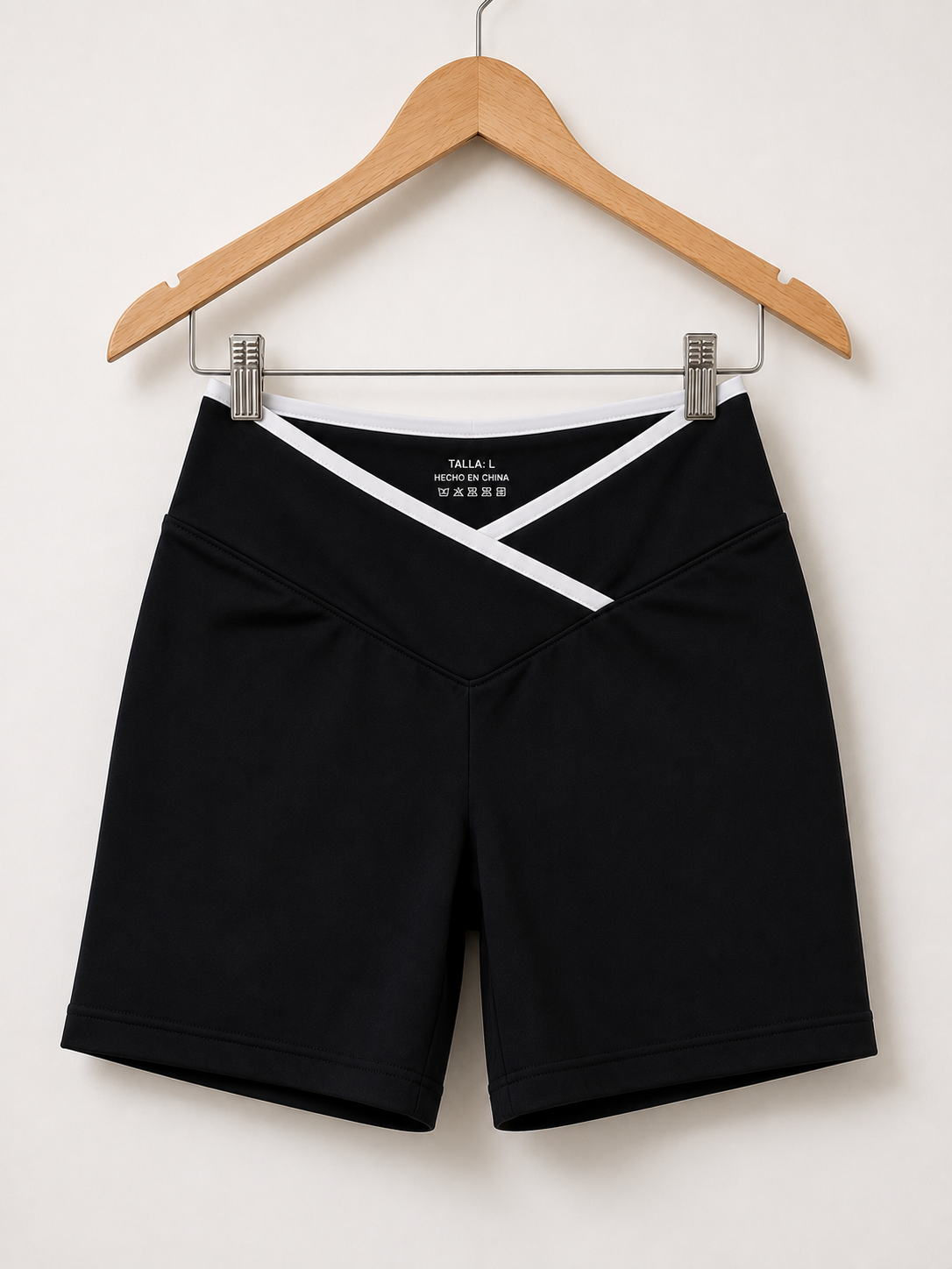 Conjunto Deportivo Negro con Contraste Blanco